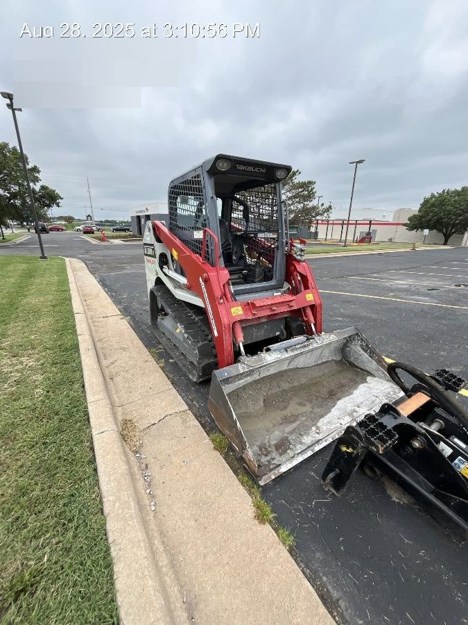 2022 TAKEUCHI TL8R2-R
