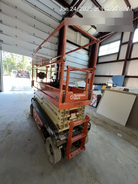 2022 JLG ES2632