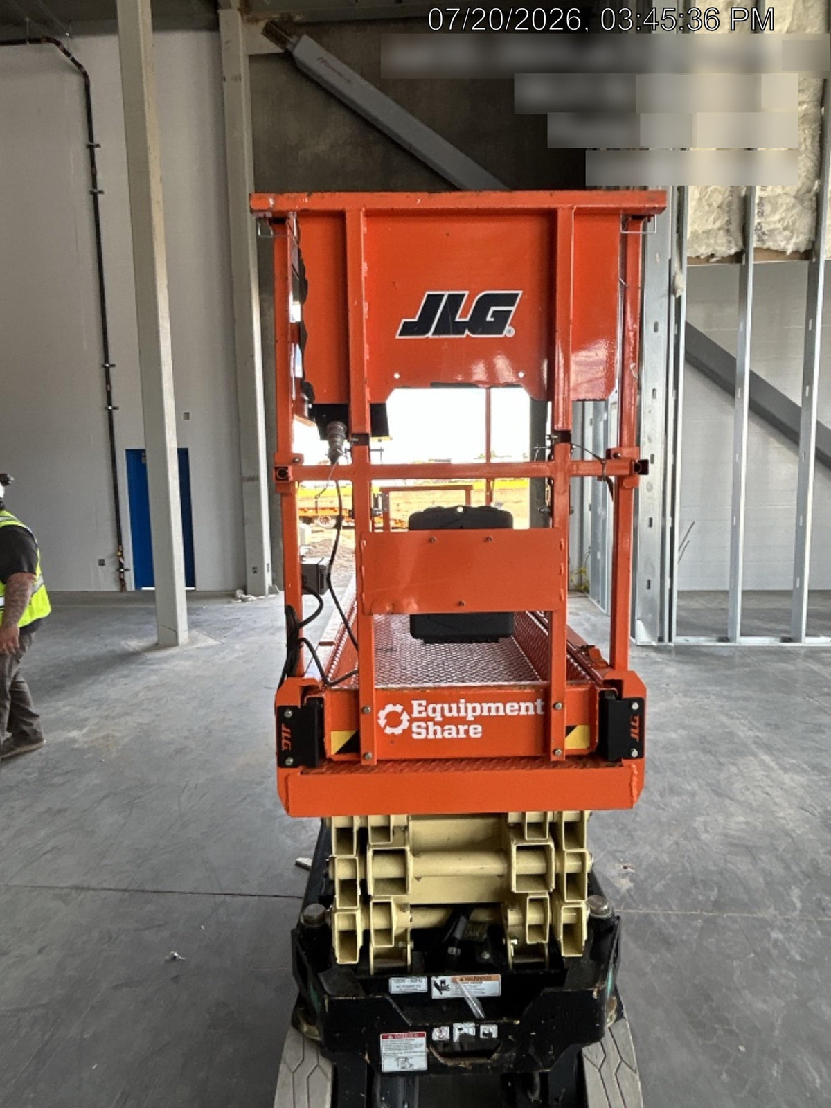 2022 JLG ES2632