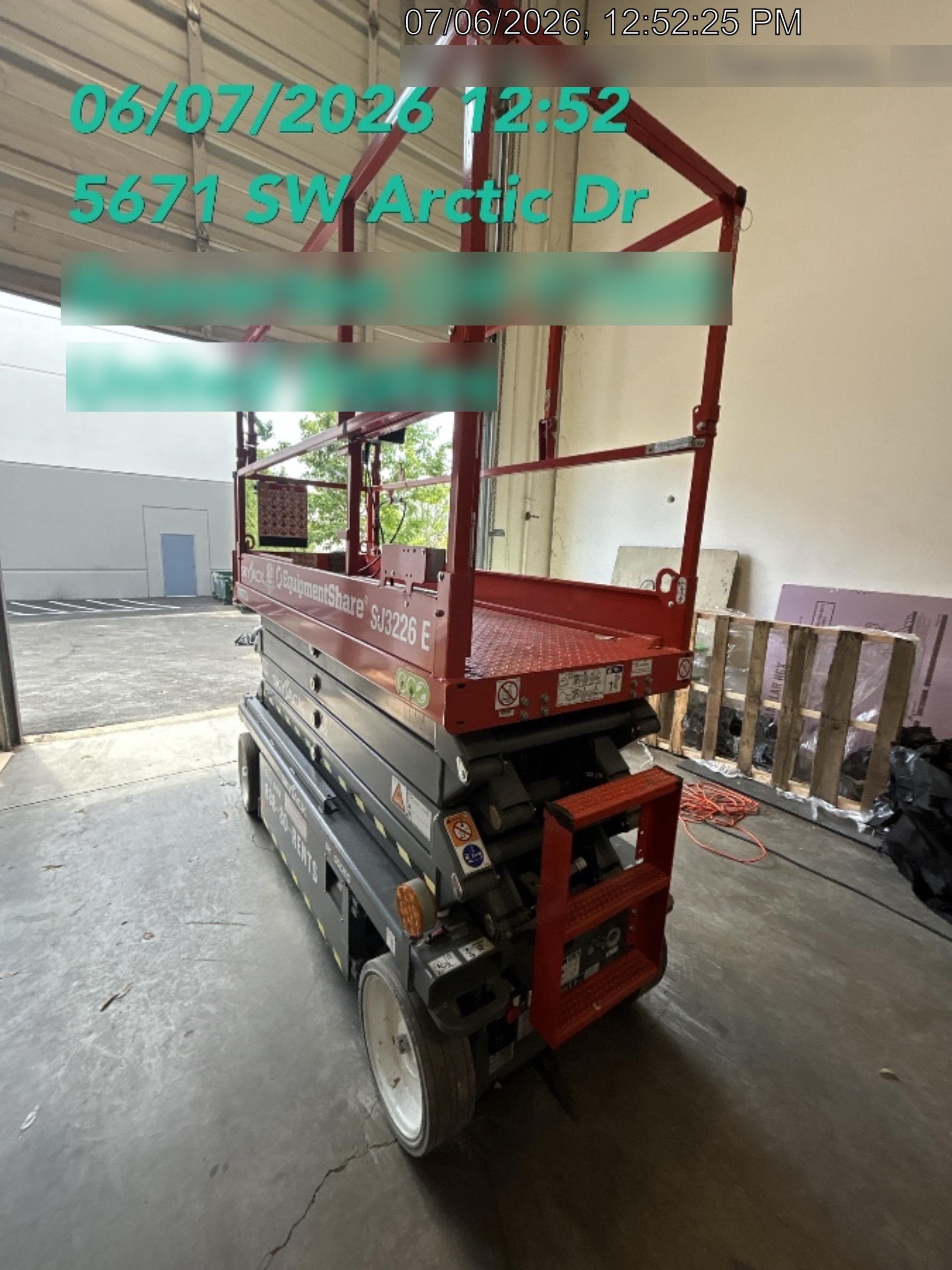 2025 SKYJACK SJ3226