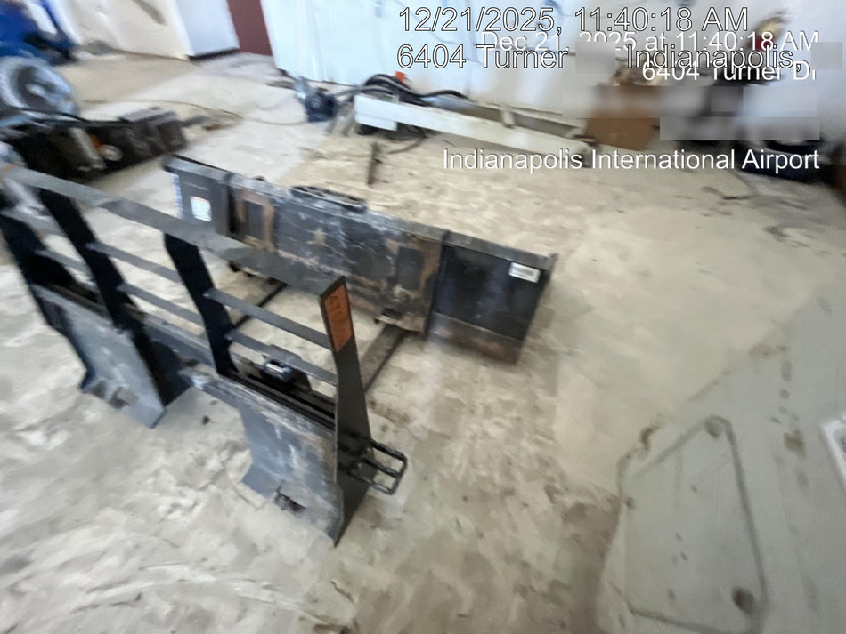 2024 ARROW MATERIAL HANDLING 48" Pallet Forks - Arrow