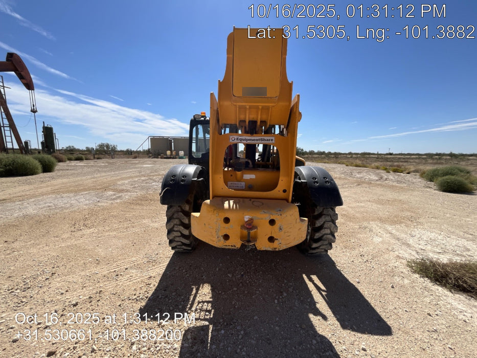 2020 JCB 512-56 Canopy, 74 HP, Solid Tires, STD Worklight, Beacon, Aux Hydraulics, Lifting Eye, Backup Alarm w/66" Carriage, 60" Forks