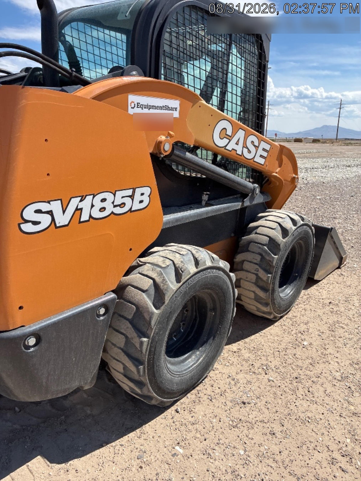 2023 CASE SV185