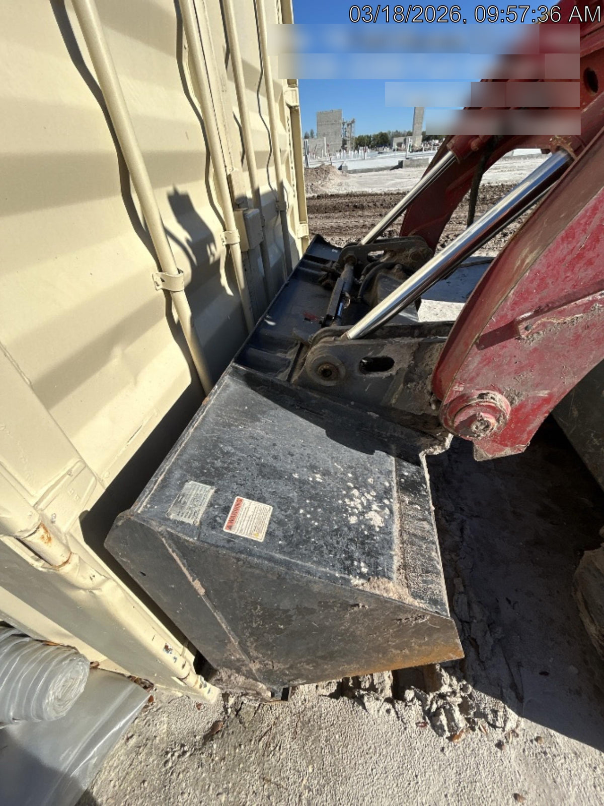 2025 TAKEUCHI 80" Smooth Bucket - Takeuchi