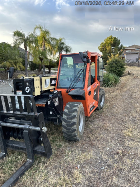 2025 JLG 519