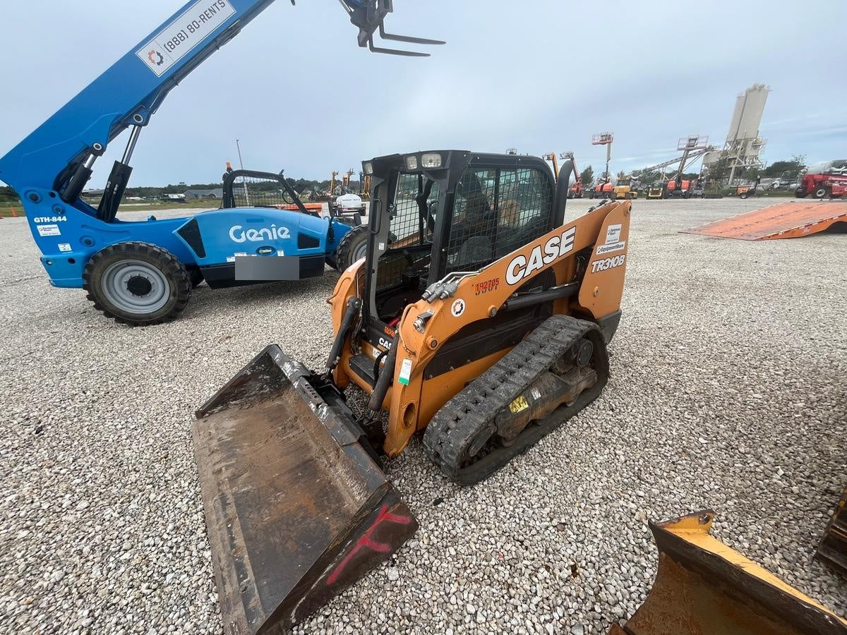 2021 CASE TR310B