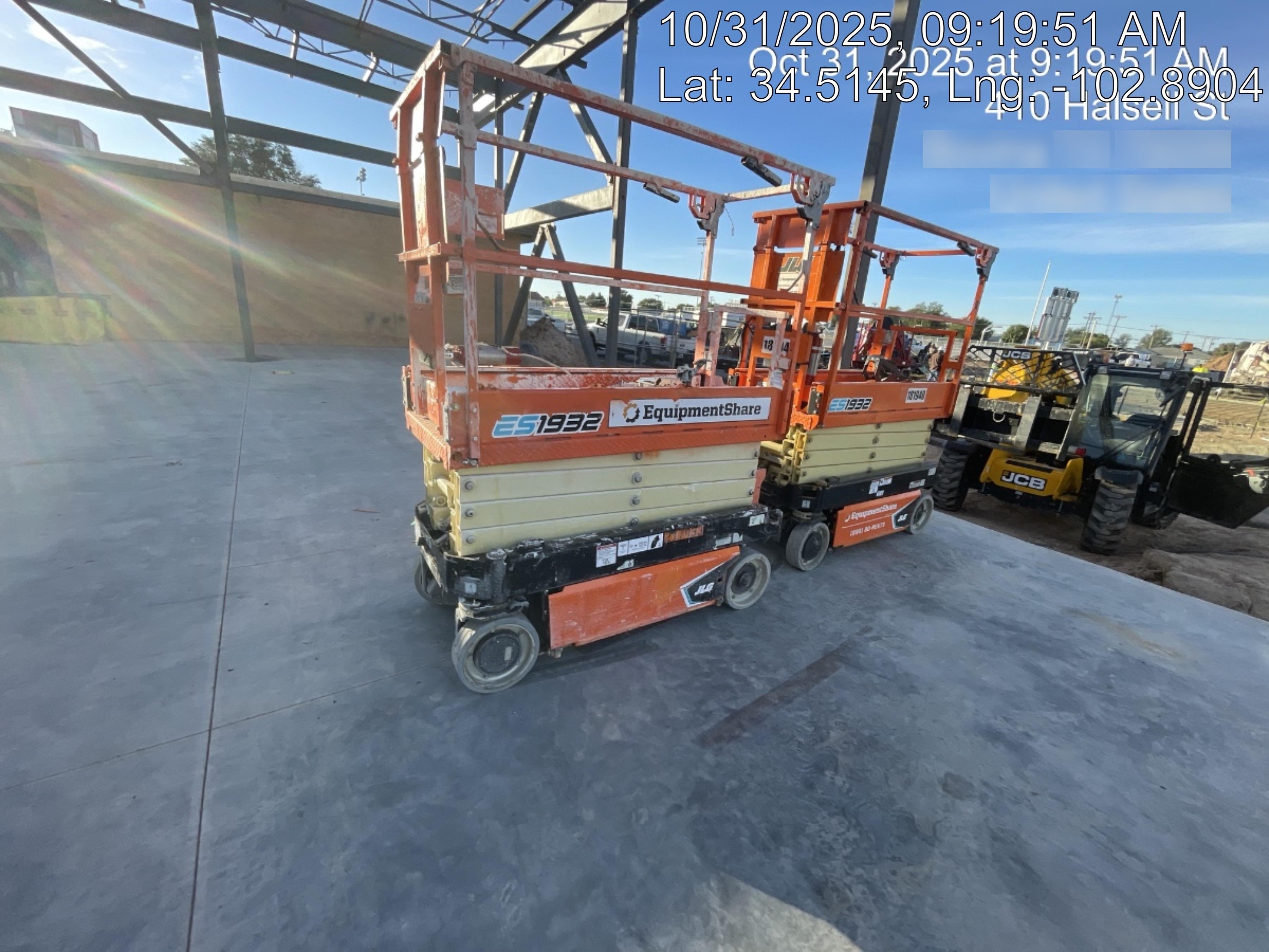 2022 JLG ES1932