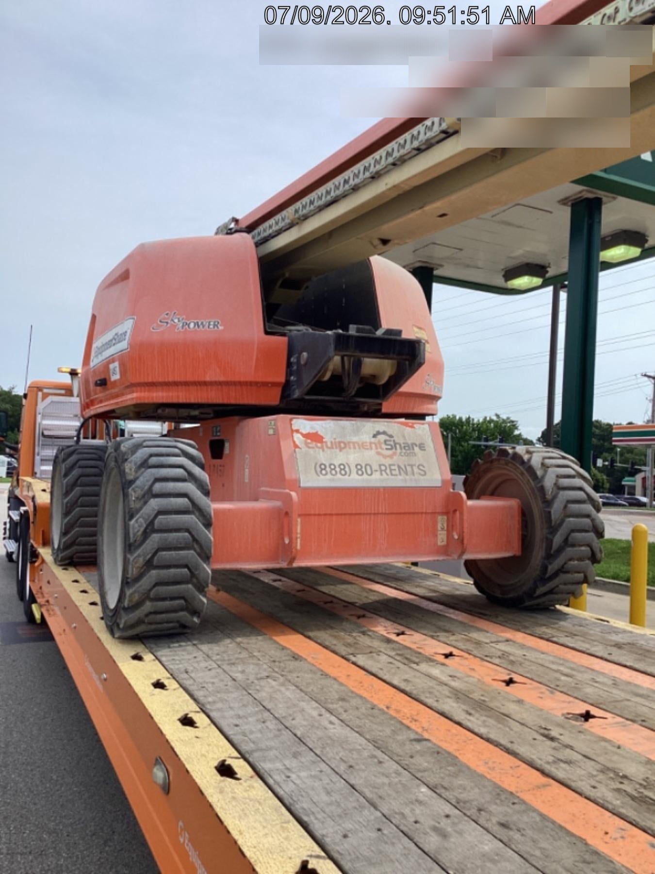 2018 JLG 660SJ