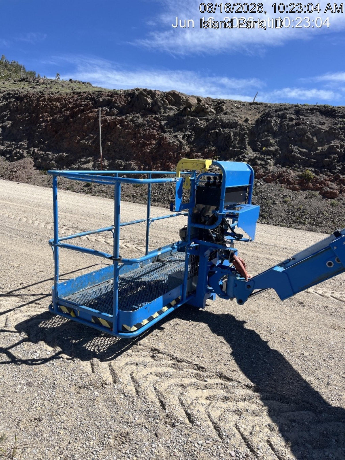 2021 GENIE Z-135/70