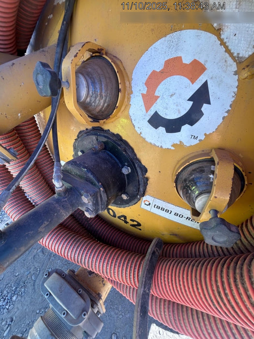 2021 Vac-Tron LP573XDT T4 Koehler Diesel Engine, 500 Gallon Debris Tank, x2 100 Gallon Water Tanks
