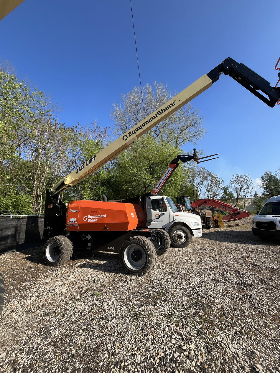 2025 JLG 800AJ