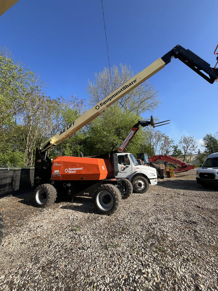 2025 JLG 800AJ