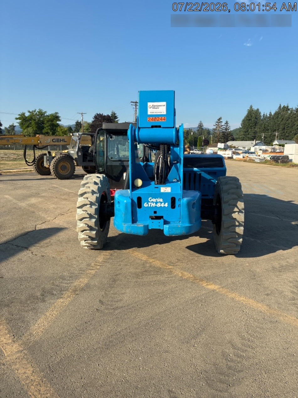 2022 GENIE GTH-844
