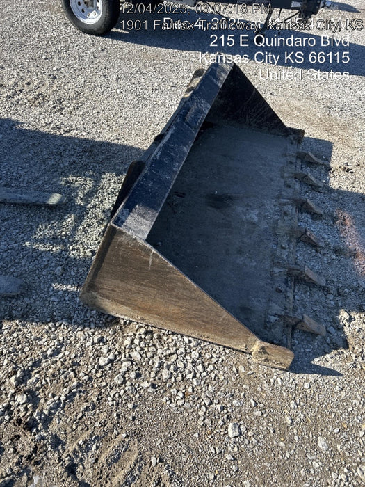 2025 ARROW MATERIAL HANDLING 48" Pallet Forks - Arrow