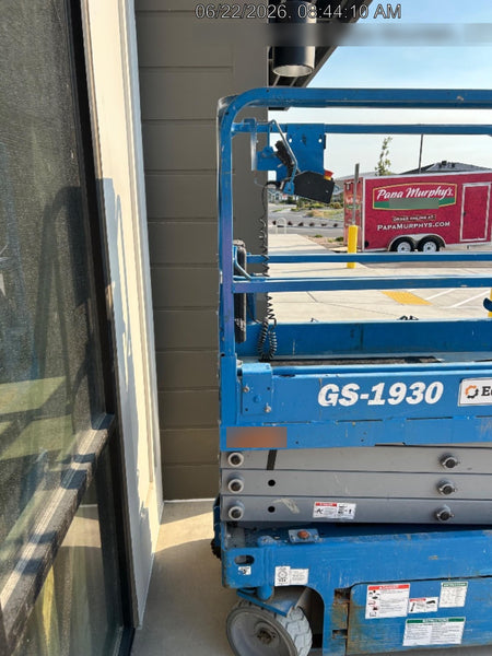 2019 Genie GS-1930 Fixed rails with chain Entry