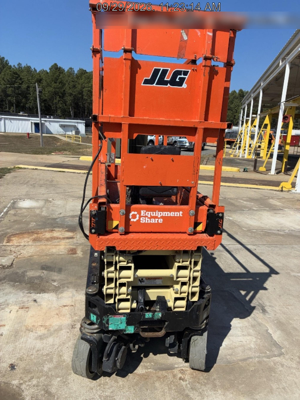 2022 JLG ES1932
