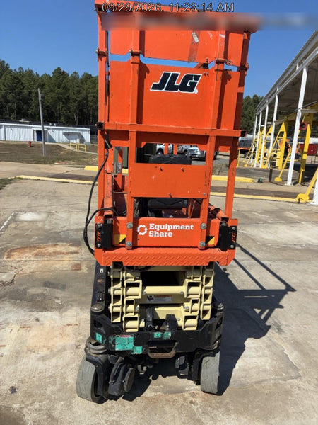 2022 JLG ES1932