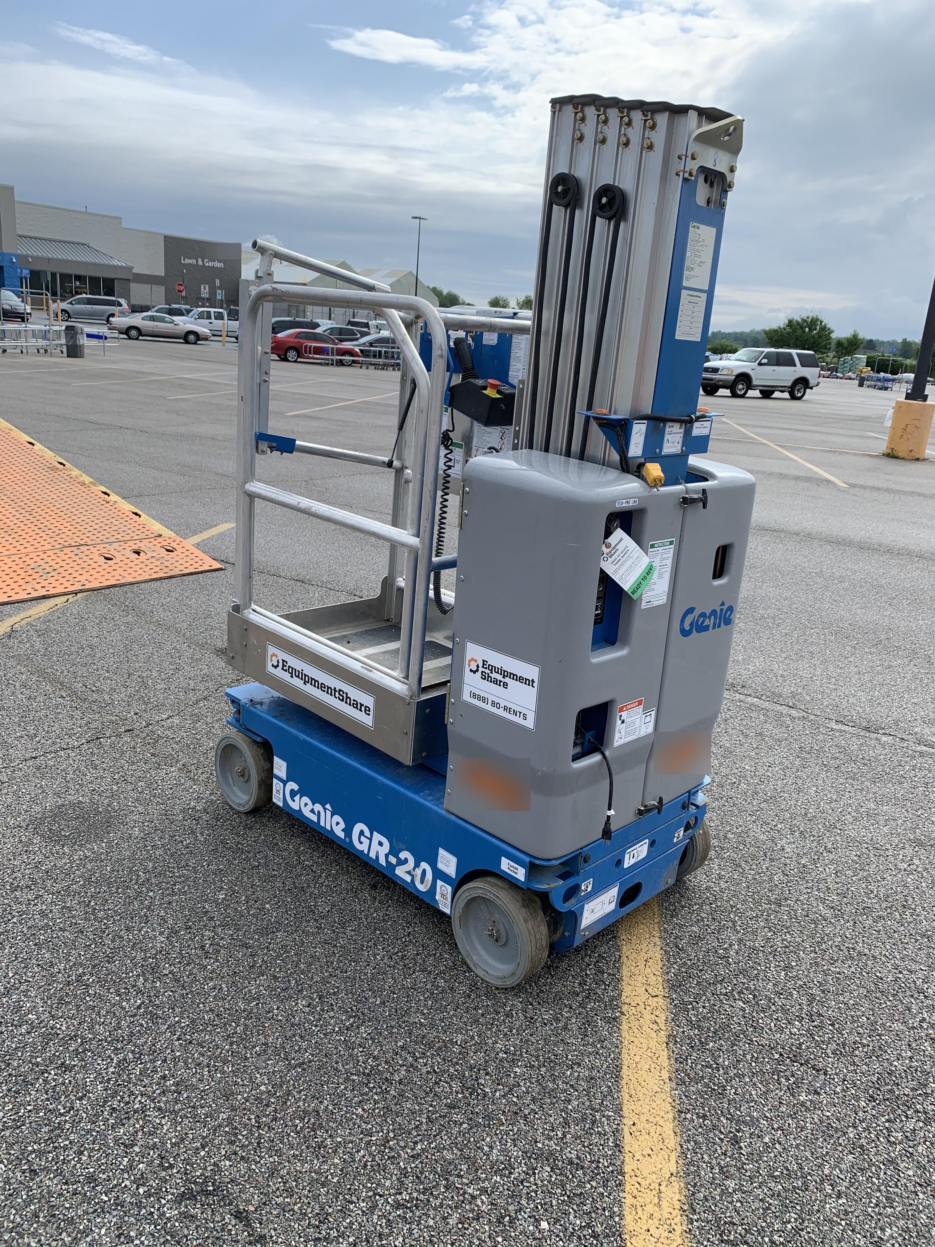 2019 GENIE GR-20