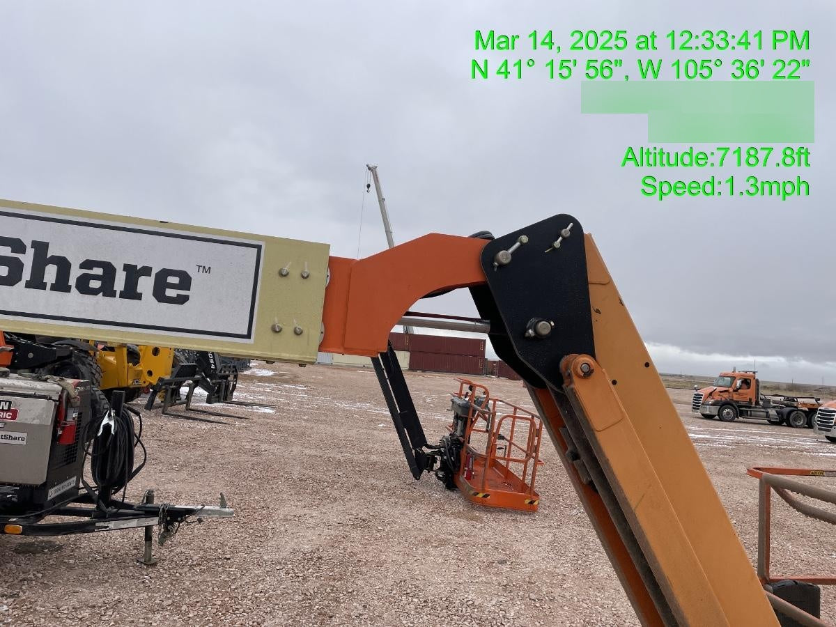 2022 JLG 460SJ