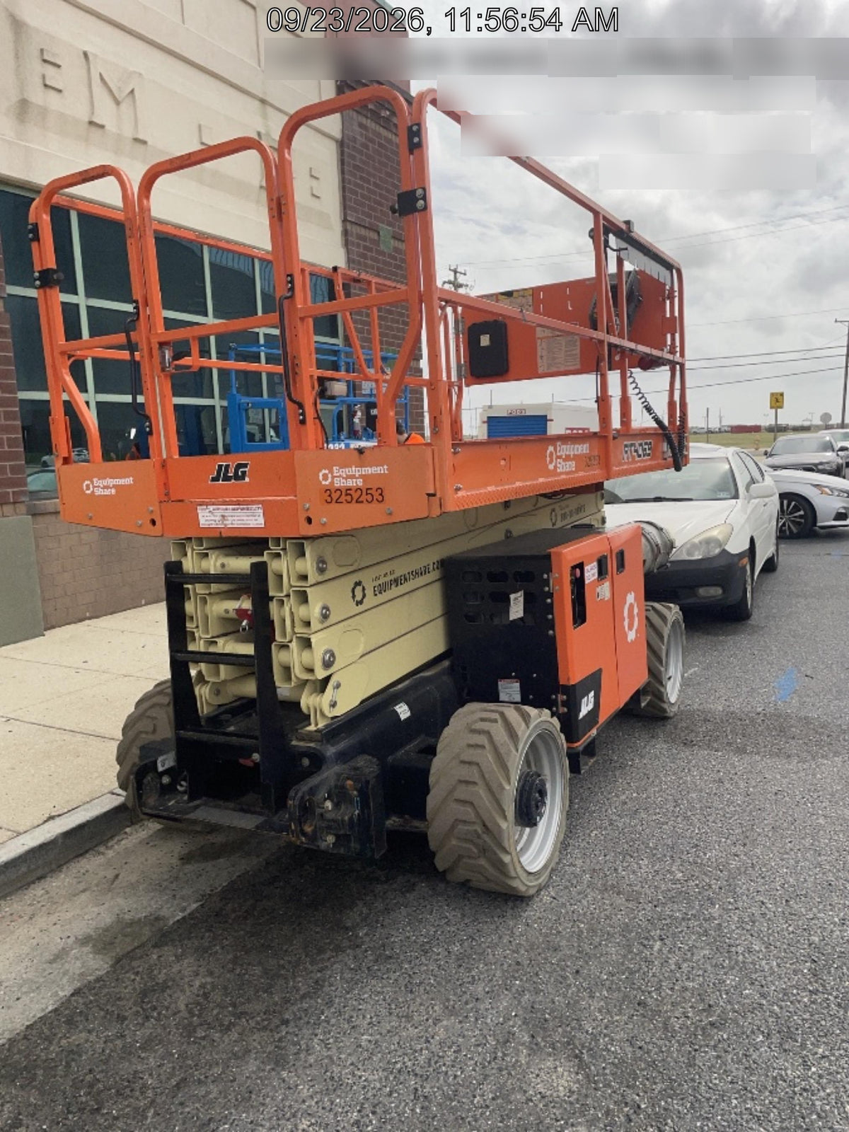 2023 JLG RT4069