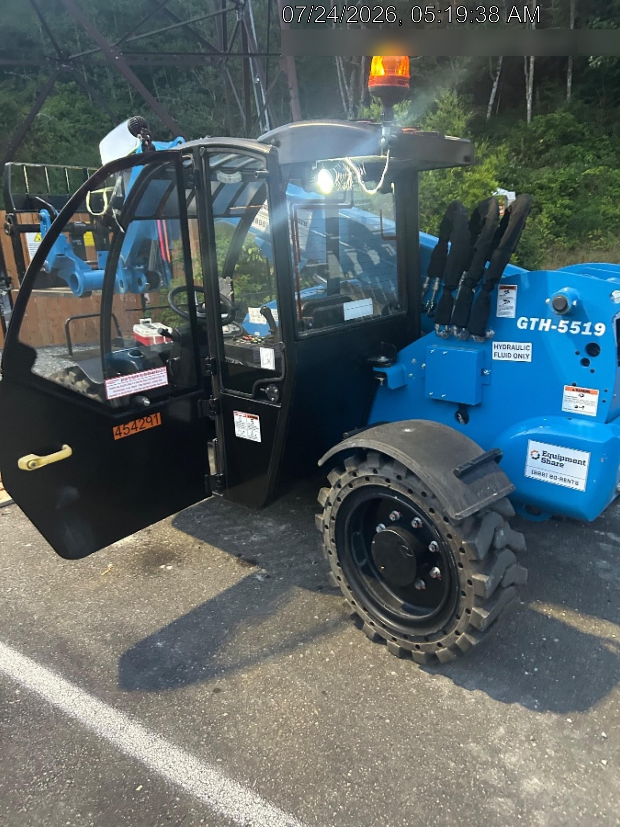 2024 GENIE GTH-5519