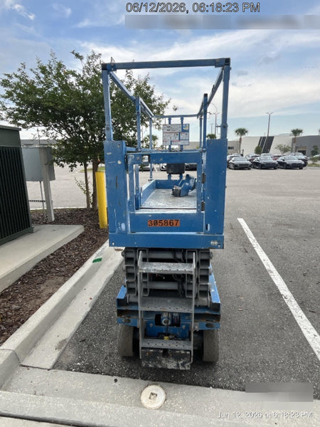 2023 GENIE GS-2632