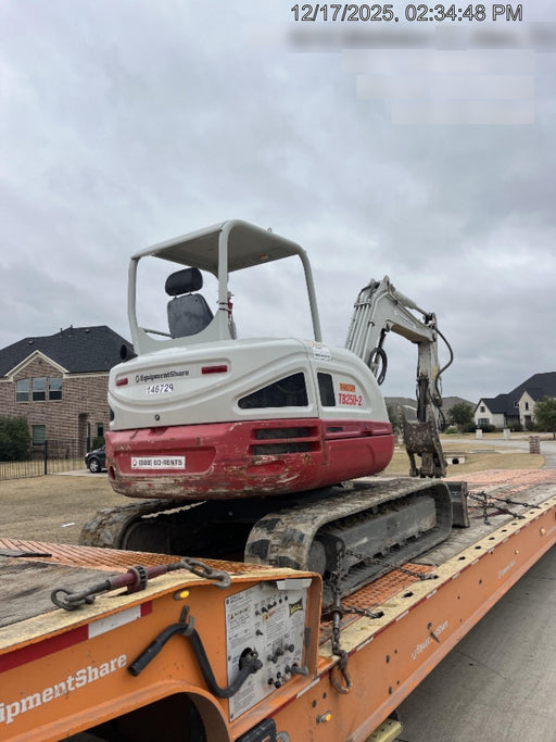 2021 TAKEUCHI TB250-2