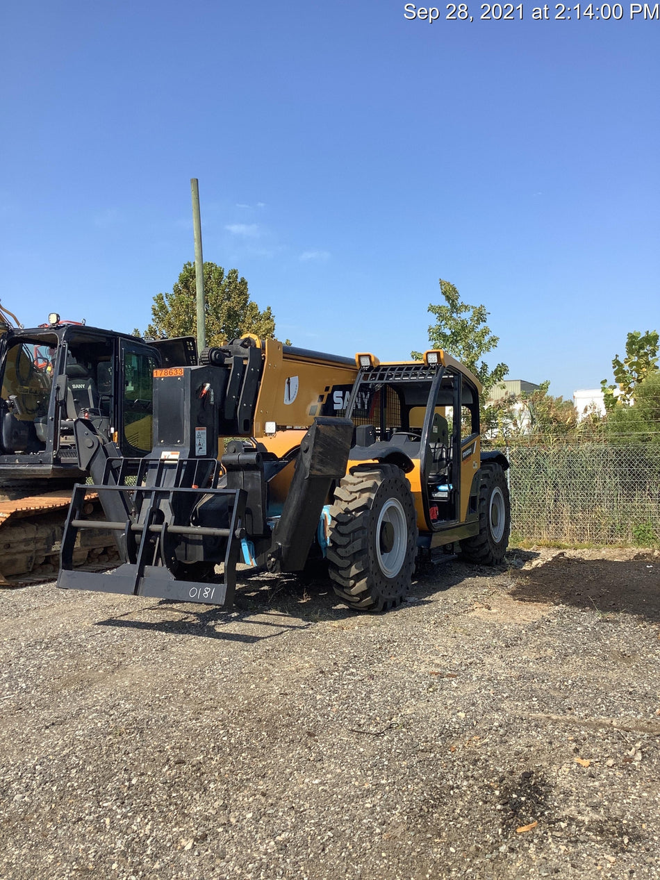 2021 SANY STH1056