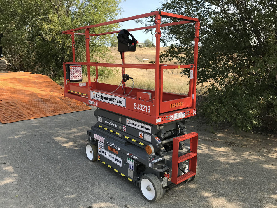 2021 SKYJACK SJ3219
