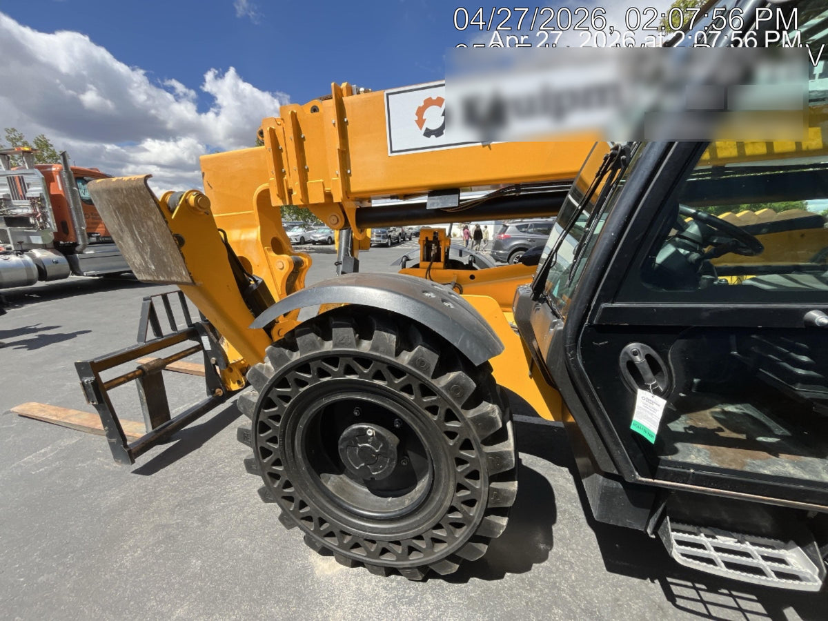 2021 JCB 510-56