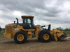 2019 John Deere 524L Cab/Heat/AIR, 3rd Function Hydraulics, Hydraulic JRB QC 2.75 Yd. Bucket, 60" Carriage/72" Forks
