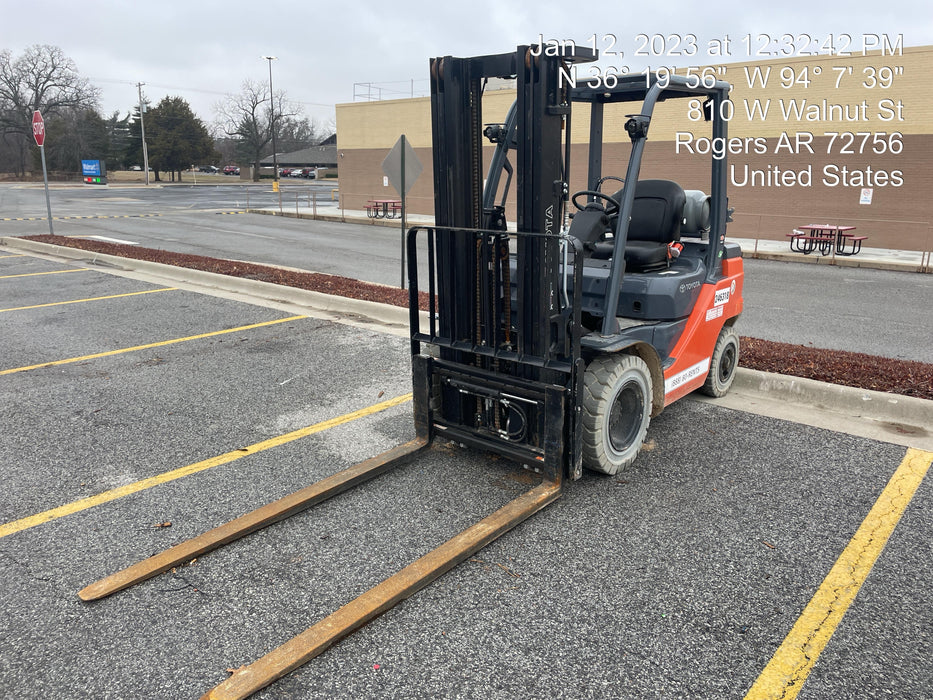 2022 TOYOTA 50-8FGU25