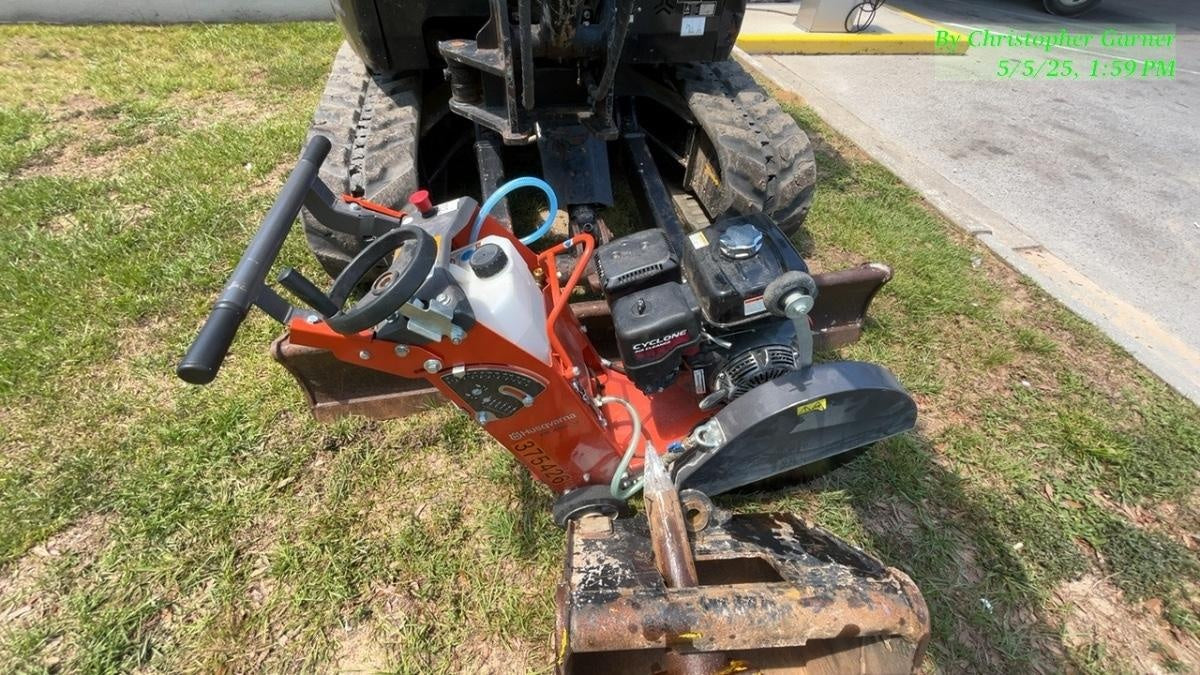 2023 HUSQVARNA FS400