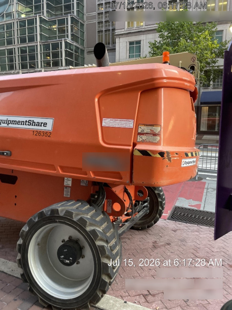 2021 JLG 660SJ