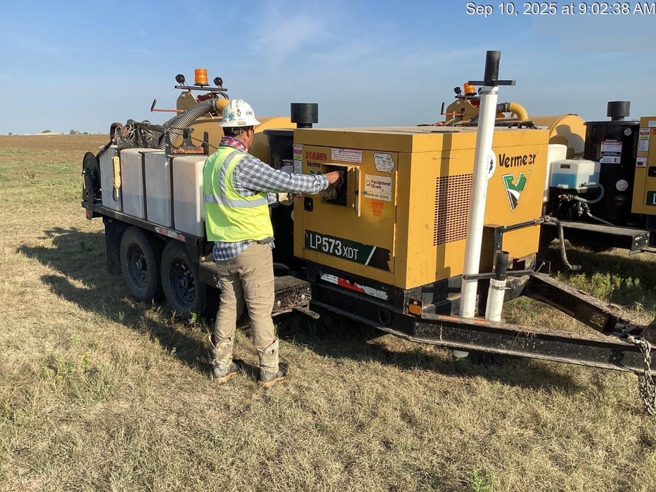 2023 Vac-Tron LP573XDT T4 Koehler Diesel Engine, 500 Gallon Debris Tank, x2 100 Gallon Water Tanks