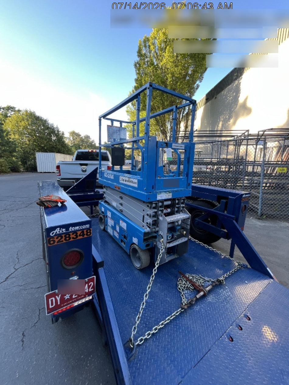 2020 Genie GS-1930 Solid Non Marking Tires, Beacon, Folding rails with half height swing gate, 800W Inverter