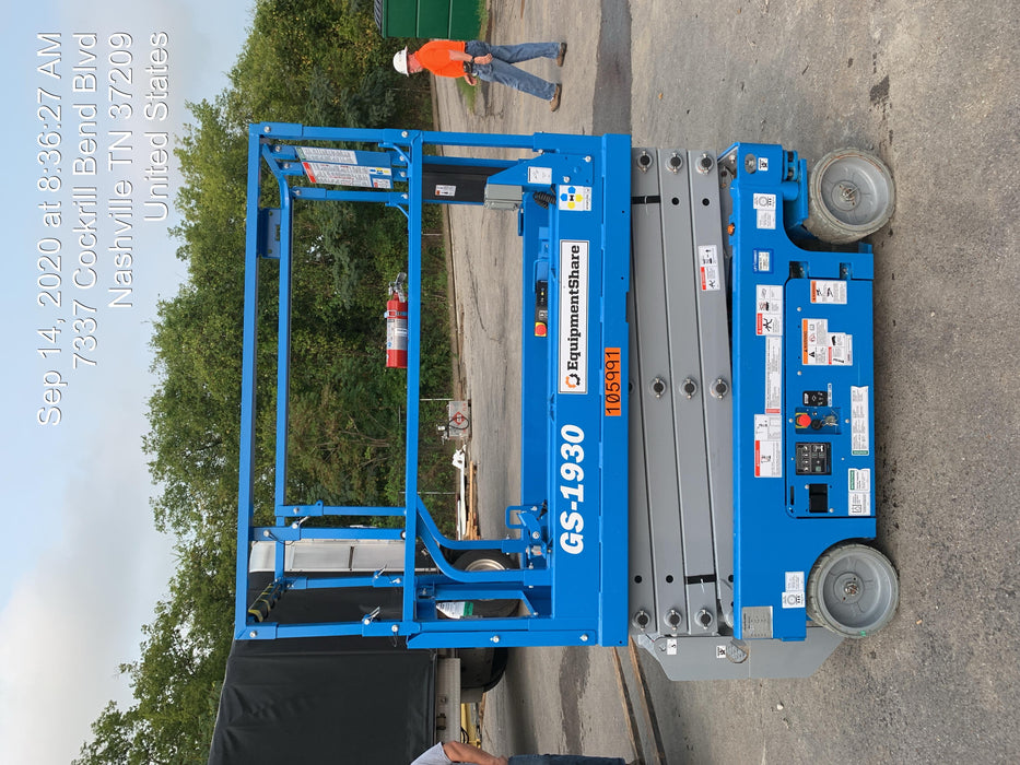 2020 Genie GS-1930 Solid Non Marking Tires, Beacon, Folding rails with half height swing gate
