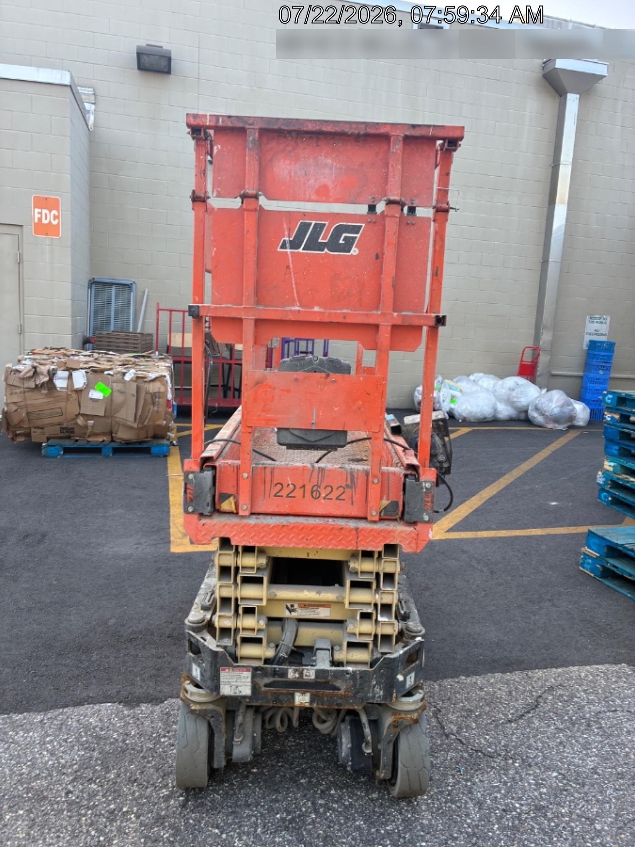 2022 JLG ES1932