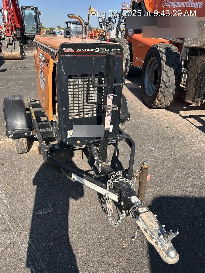 2021 Lincoln Electric Vantage 322 Vantage 322 Ready Pak 3 w/ Telematics & Decals, ORANGE (includes trailer, cable rack, fender light kit)