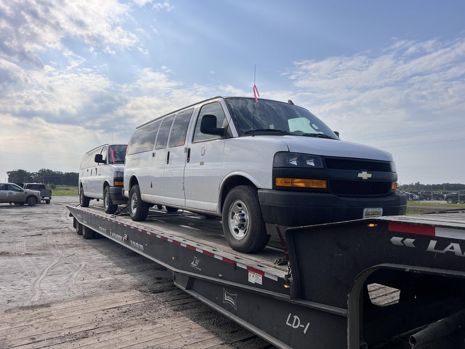2023 CHEVROLET Express Van - Rental