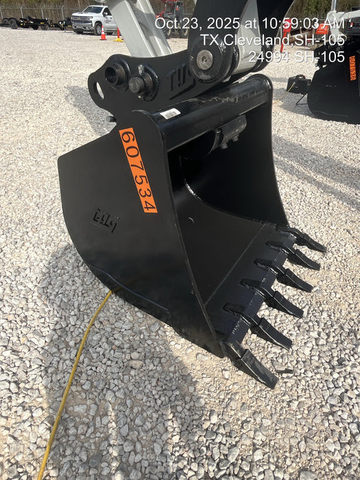 2025 TAKEUCHI 36" Bucket - Takeuchi