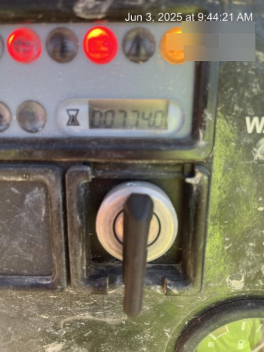 2021 Vac-Tron LP573XDT T4 Koehler Diesel Engine, 500 Gallon Debris Tank, x2 100 Gallon Water Tanks