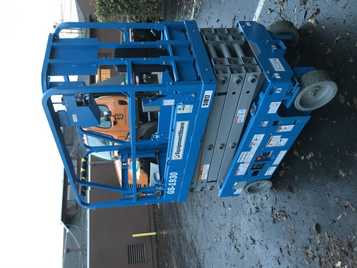 2019 Genie GS-1930 Half Height Swing Gate, 800W Inverter