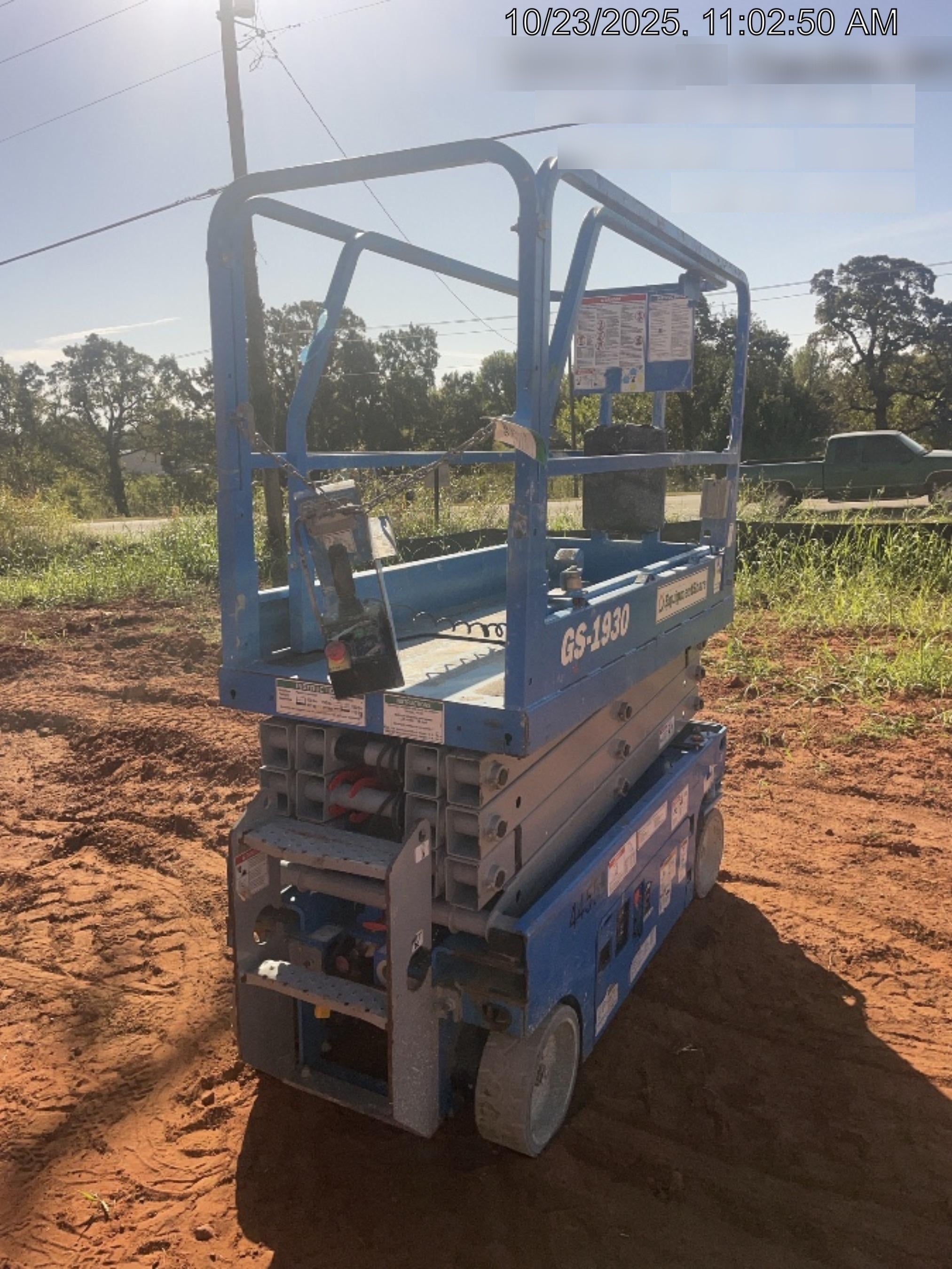 2019 Genie GS-1930 Fixed rails with chain Entry