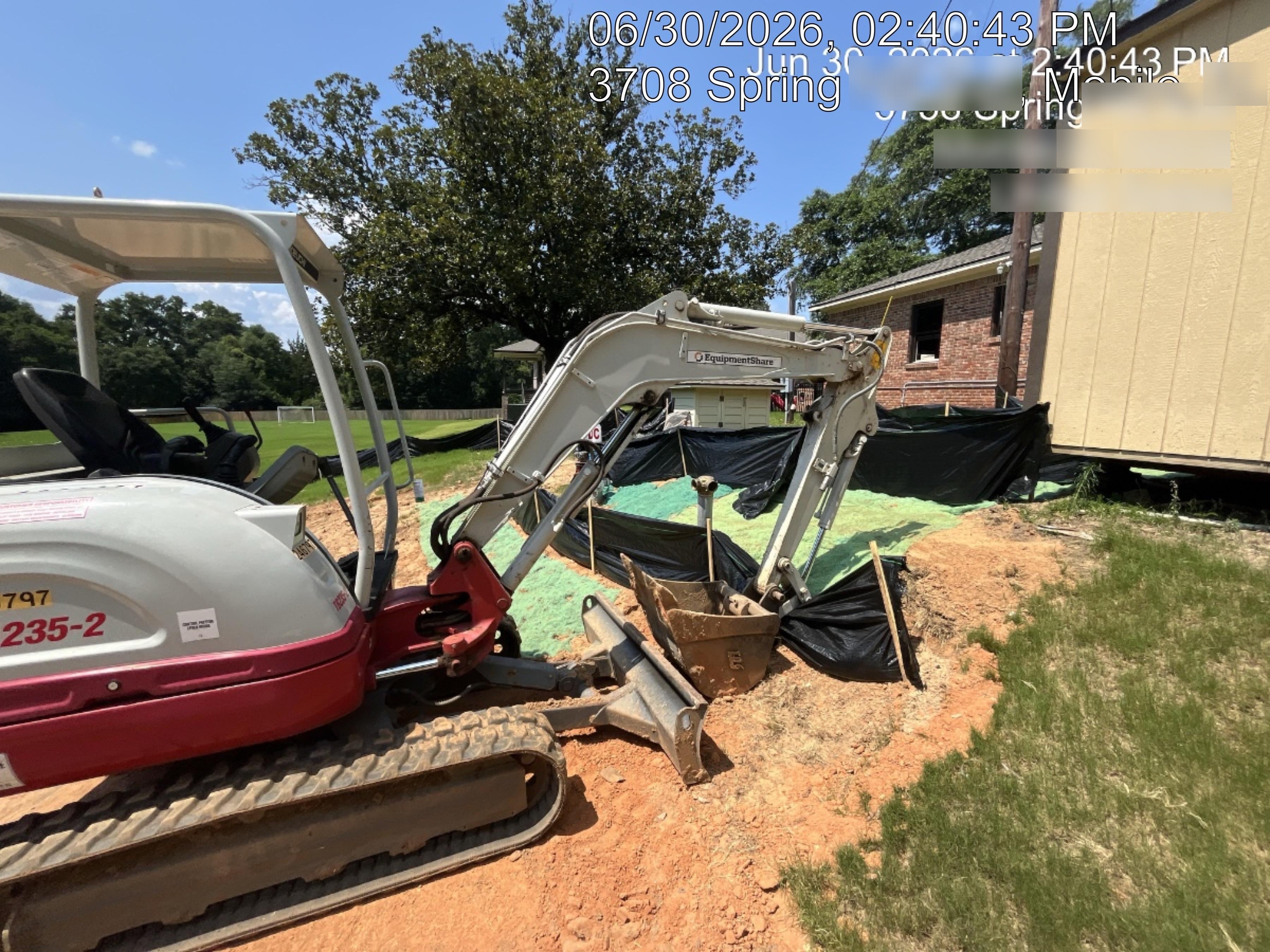 2022 TAKEUCHI TB235-2R