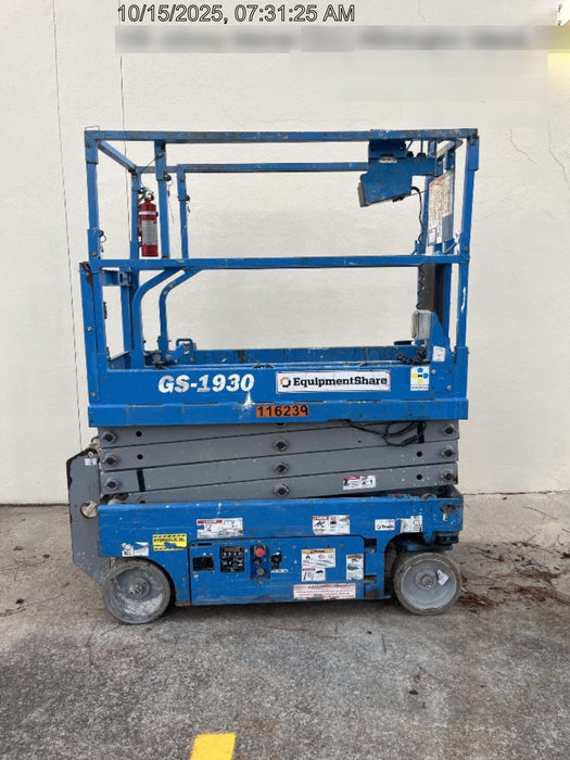 2020 Genie GS-1930 Solid Non Marking Tires, Beacon, Folding rails with half height swing gate