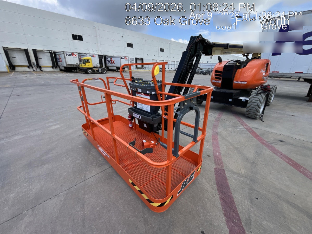 2026 JLG 600AJ