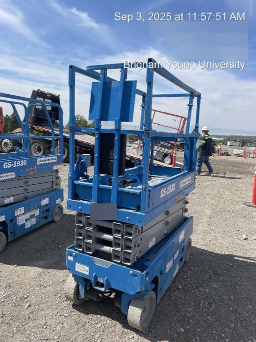 2020 Genie GS-1930 Solid Non Marking Tires, Beacon, Folding rails with half height swing gate