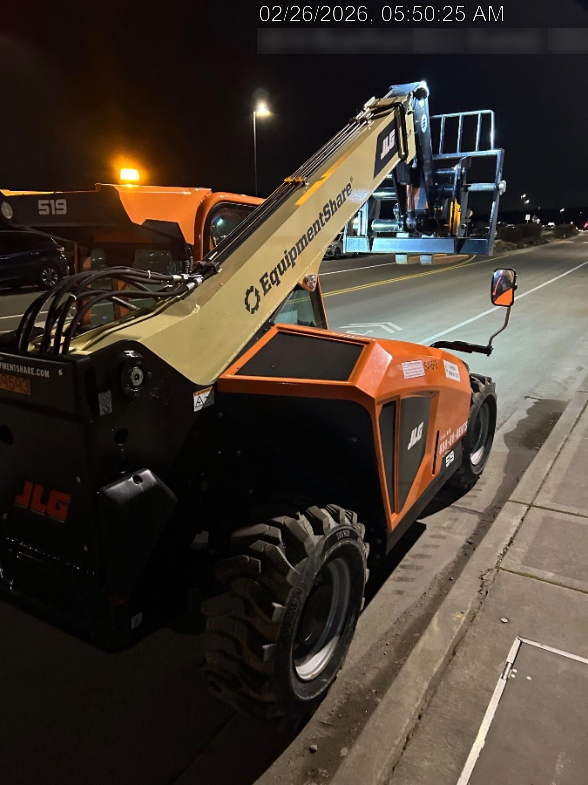 2025 JLG 519