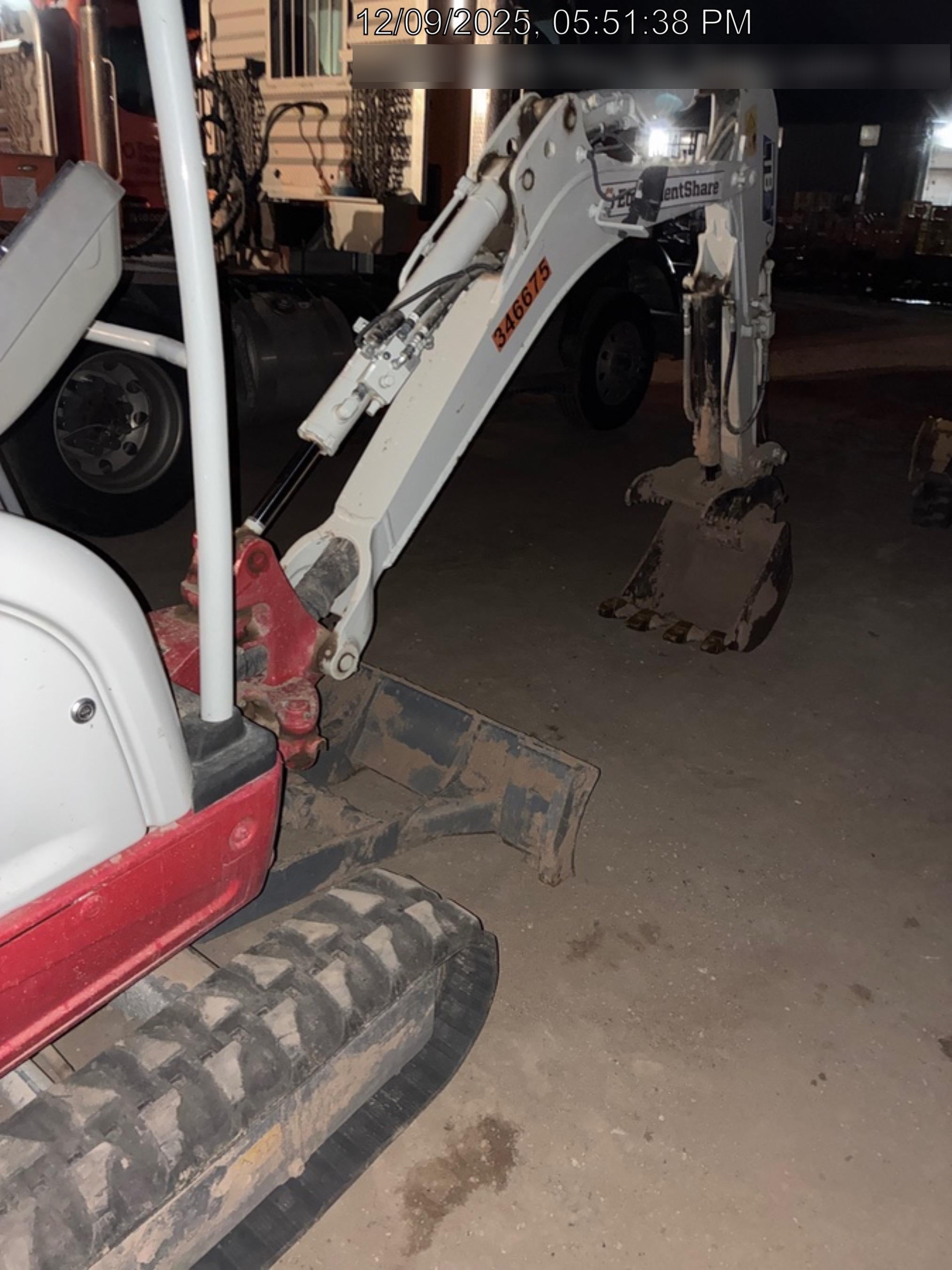 2023 TAKEUCHI TB20e
